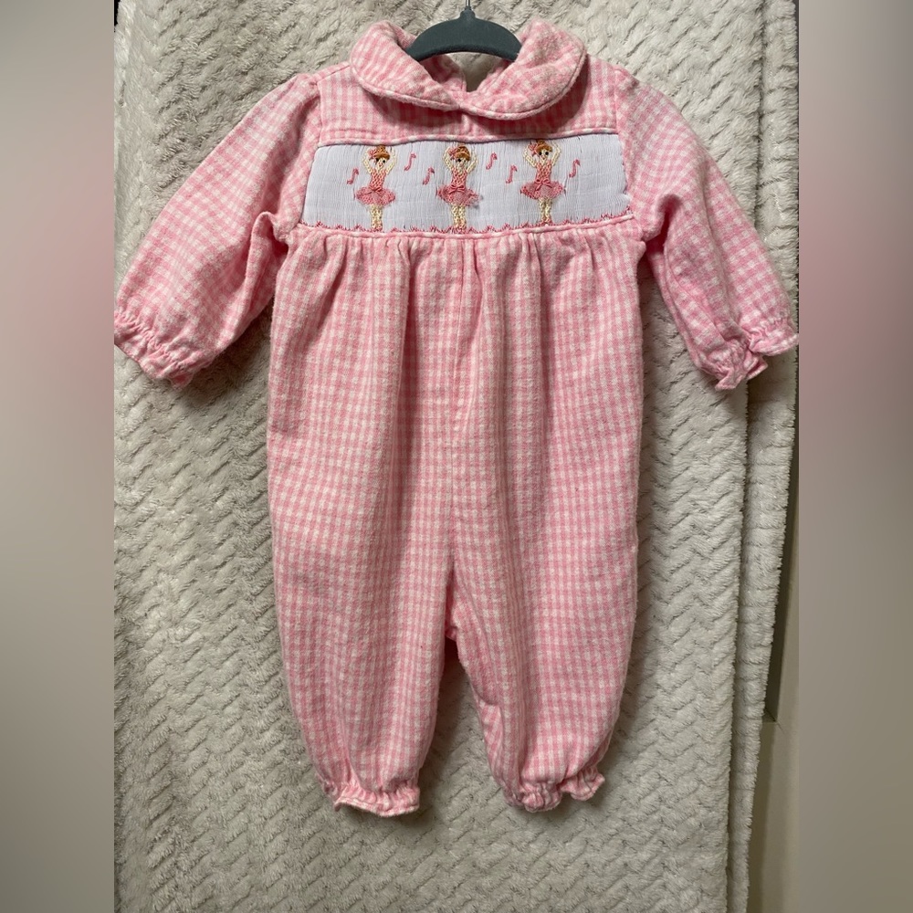 Bailey Boys Pink Gingham Smocked Romper…Size: 3 Months…Good Used Condition